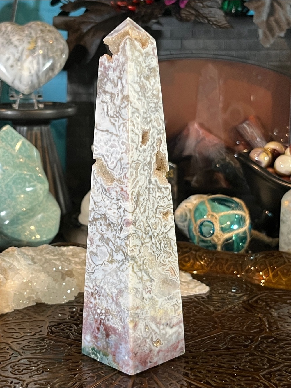 Purple, moss agate Tower - Picture 3 of 4